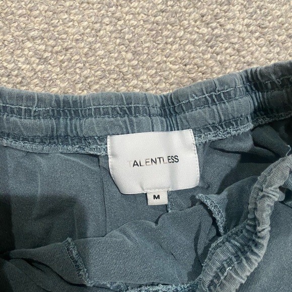 Talentless set - Picture 3 of 7